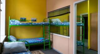 Хостел Aquarel Санкт-Петербург Двухъярусная кровать в общем номере с 11 кроватями-4