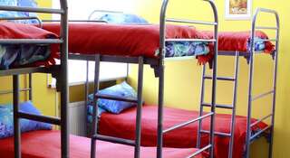 Хостел Aquarel Санкт-Петербург Двухъярусная кровать в общем номере с 12 кроватями-10